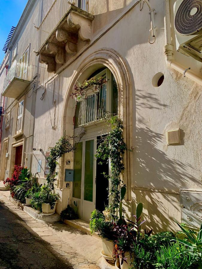 Appartement The Art House By Rentbeat à Ostuni Extérieur photo